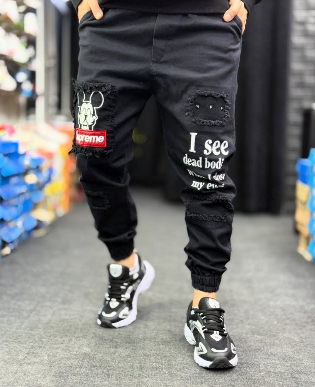 Funky jeans 🖤 - Pickkart