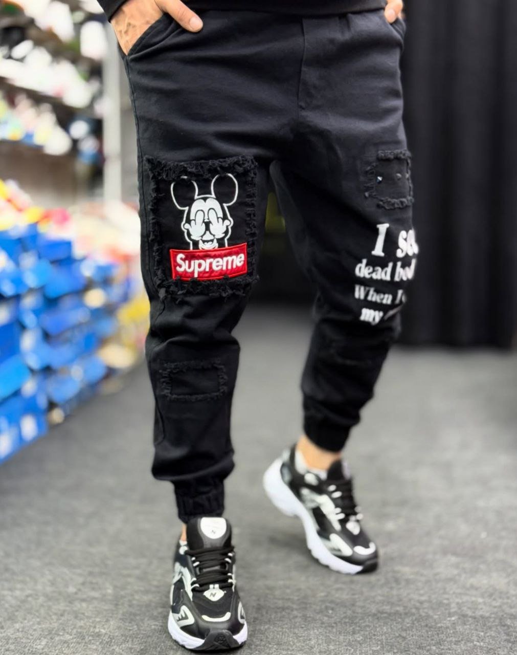 Funky jeans 🖤 - Pickkart