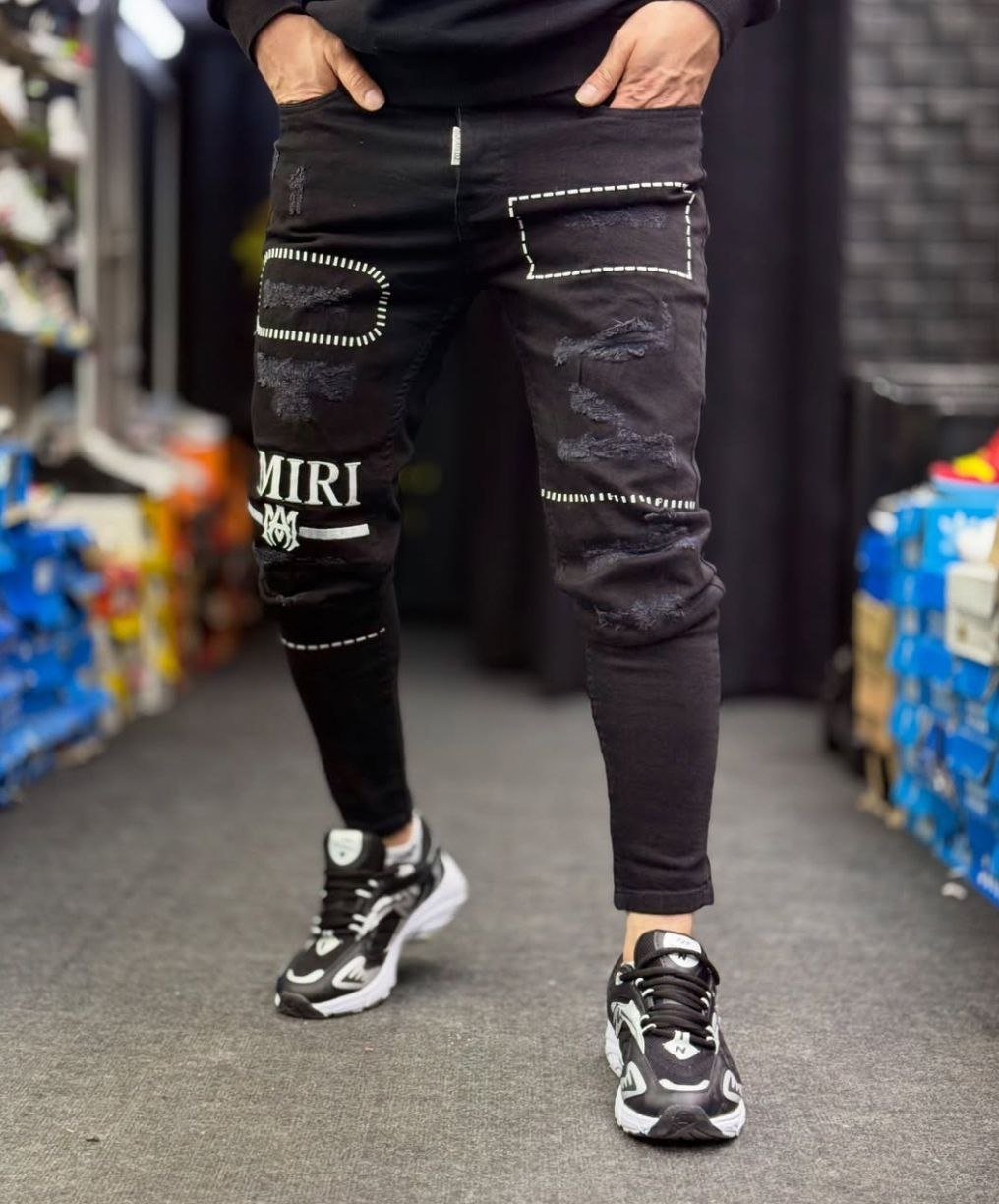 Funky jeans 🖤 - Pickkart