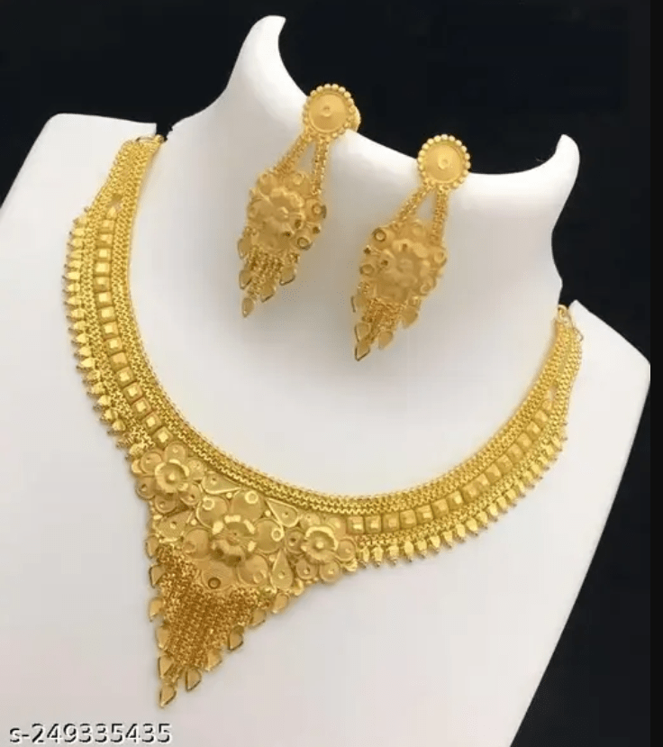 Jewellery Set Grand Look Gold Plated Necklace And Earring Set - Pickkart
