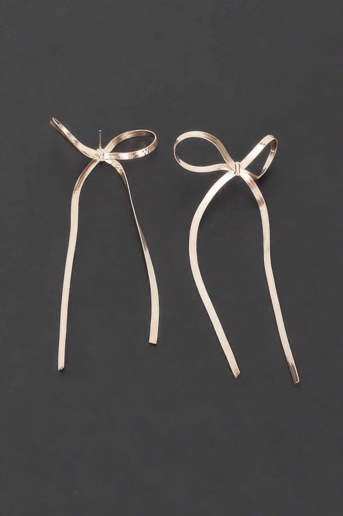 Metal Snake Chain Ribbon Earring - Pickkart