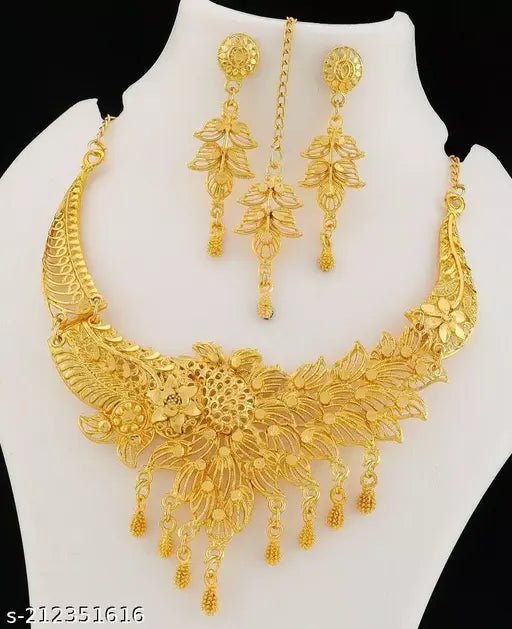 New Tready Golden Jewellery Set for Women - Pickkart