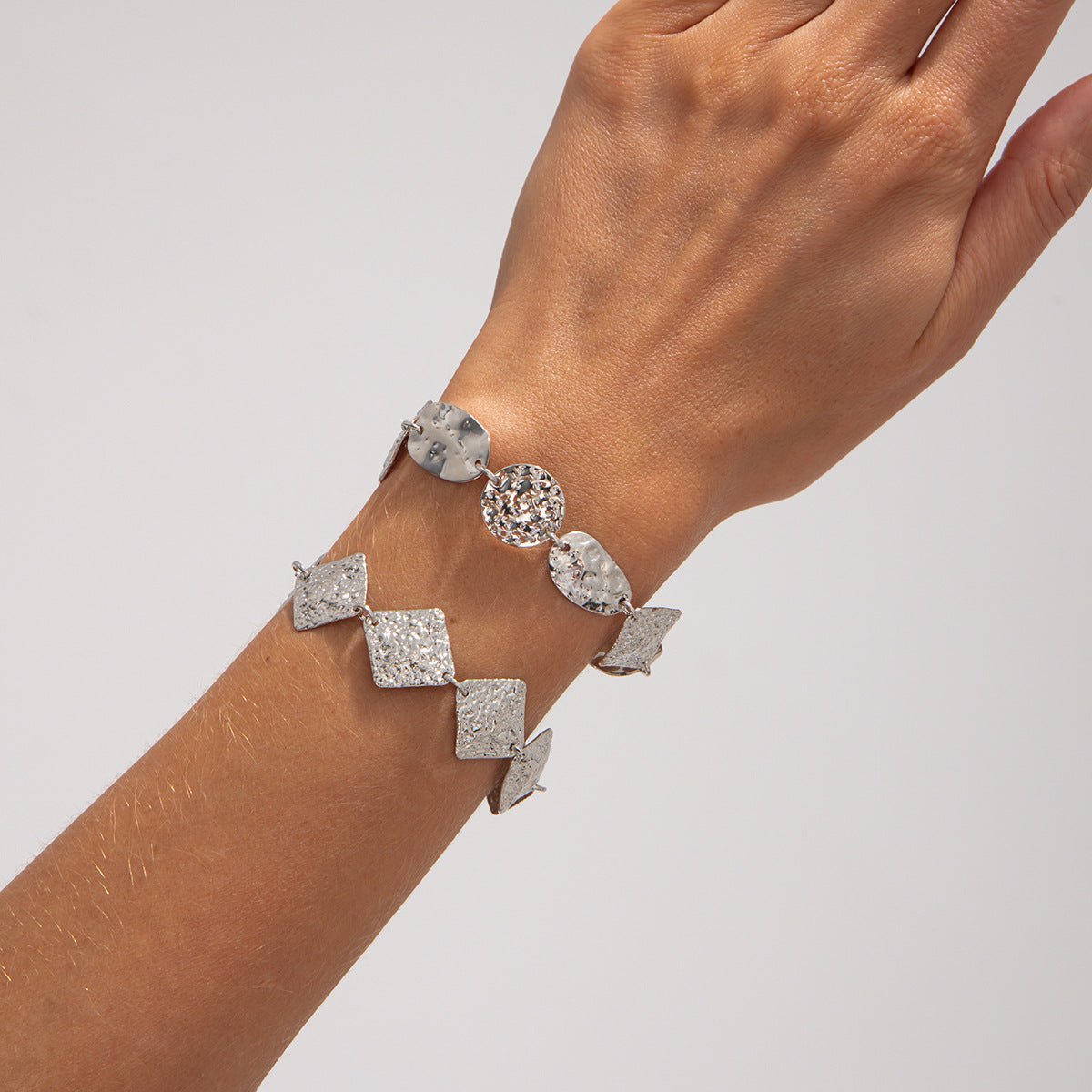 Punk Niche Geometric Square Hammered Round Bracelet - Pickkart