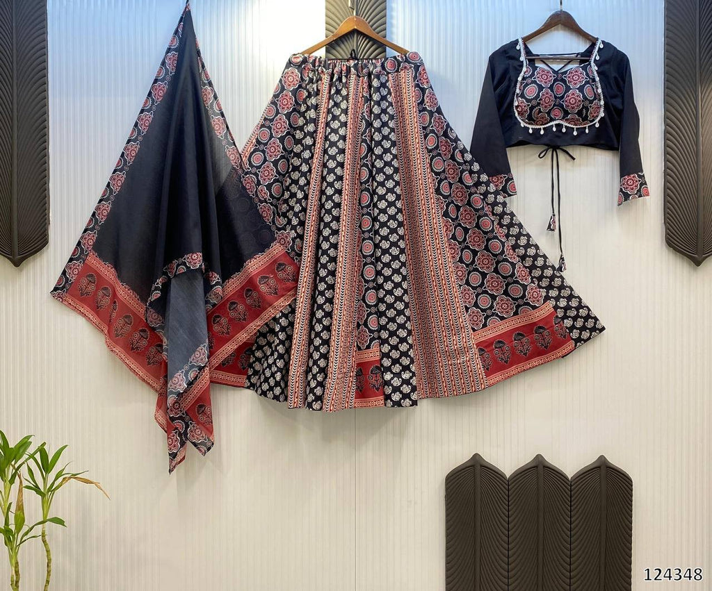 Stiched Lehnga & blouse - Pickkart