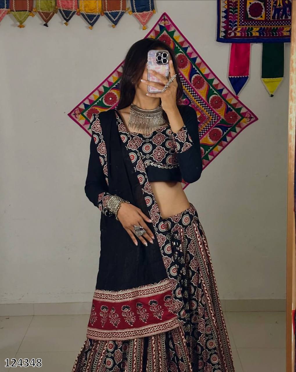 Stiched Lehnga & blouse - Pickkart