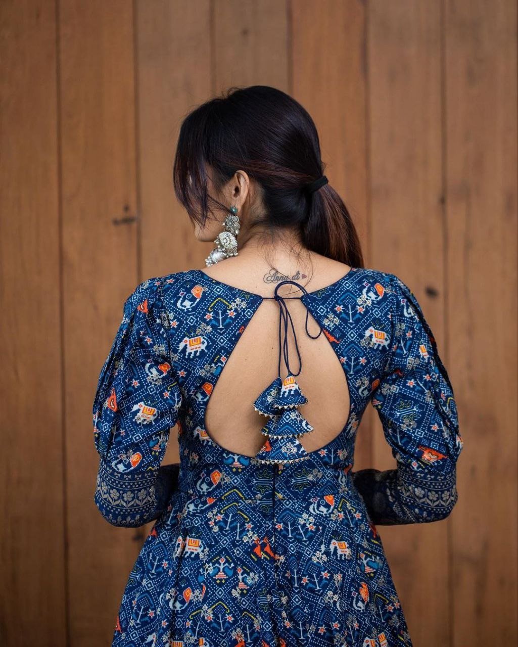 Stylish Fancy Trendy Printed Georgette Gown For Women For Party Wedding Festival Functions - Pickkart